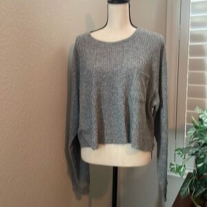 Wild Fable Women’s XXL cropped Marled gray long sleeved soft sweater